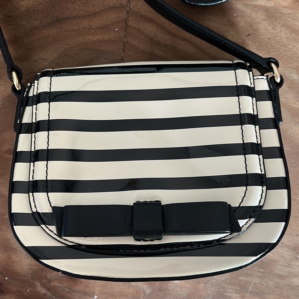 Kate Spade Purse - Picture 2 of 9